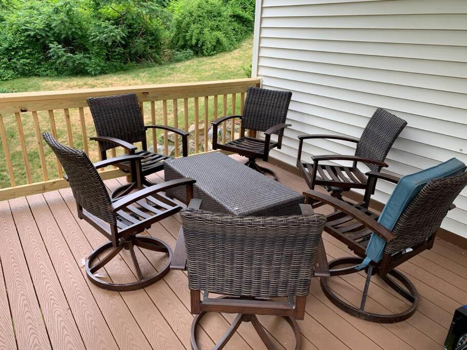 Fun & Fabulous Getaway Villa Gilford Exterior photo
