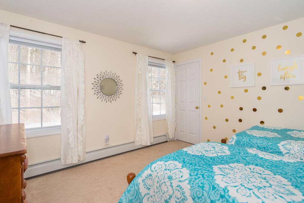 Fun & Fabulous Getaway Villa Gilford Exterior photo